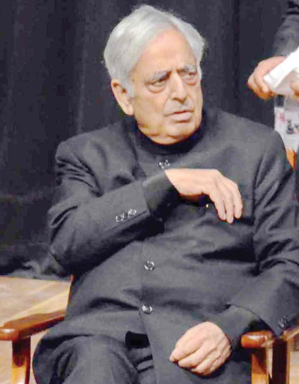 Mufti holds joint meeting of PDP, BJP legislators ahead of Autumn Session